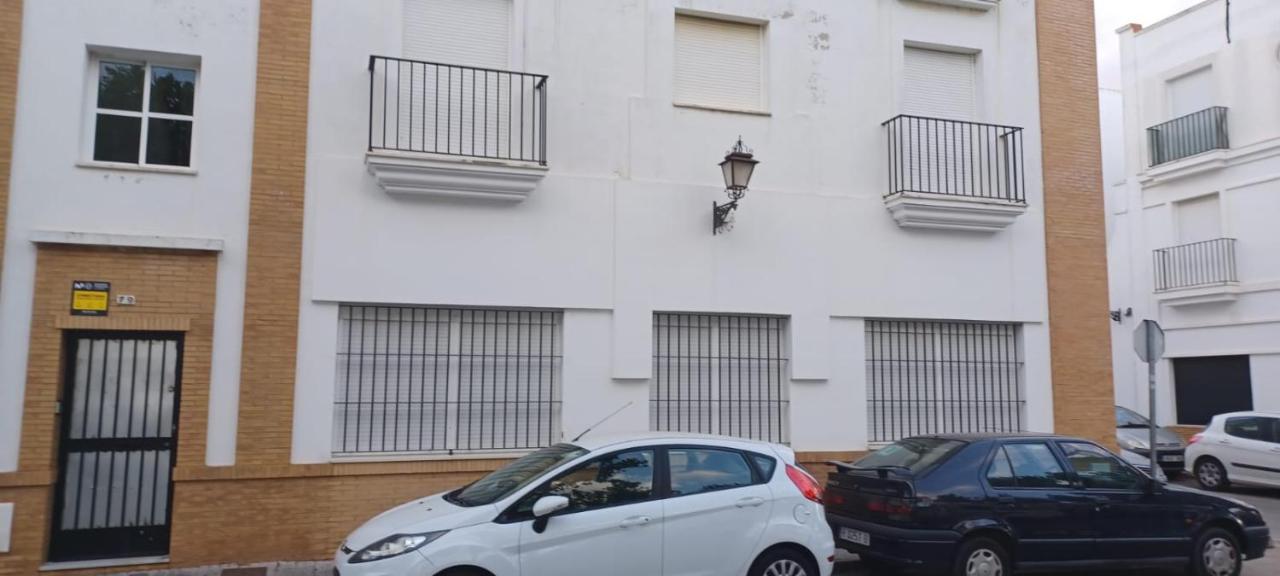 Apartament Pisos 2 *