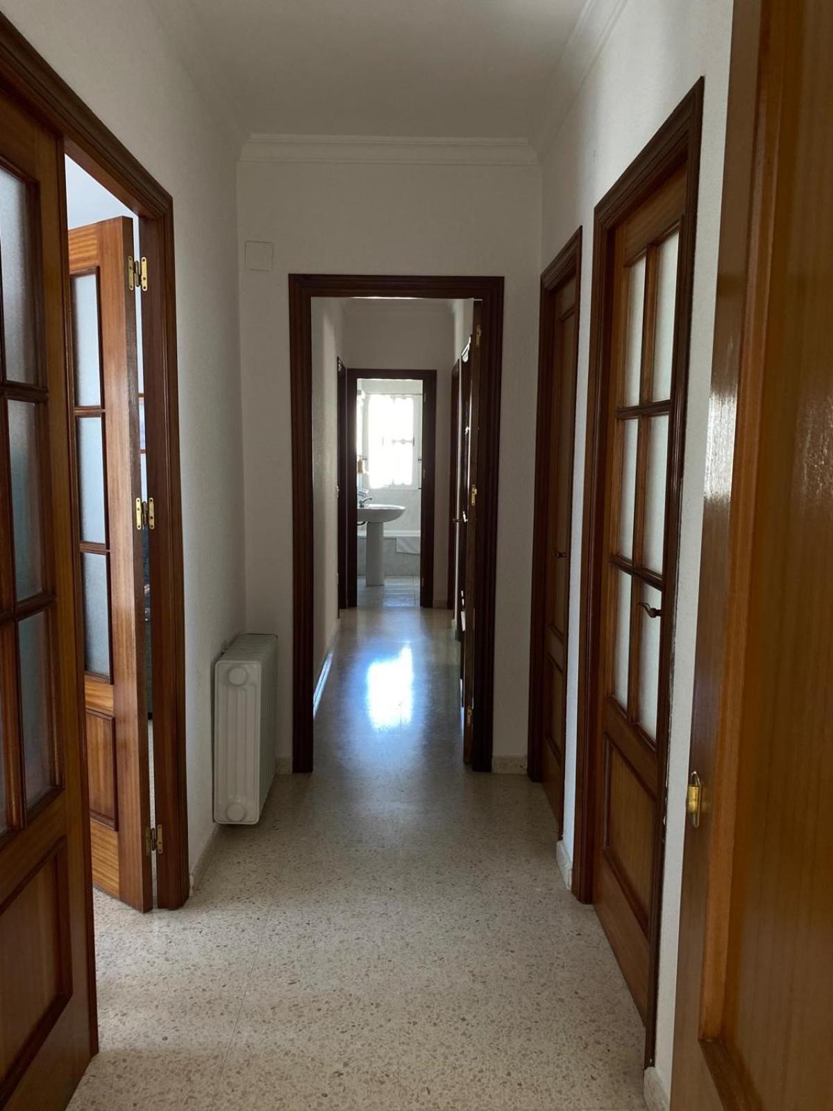 Pisos 2 Apartament *