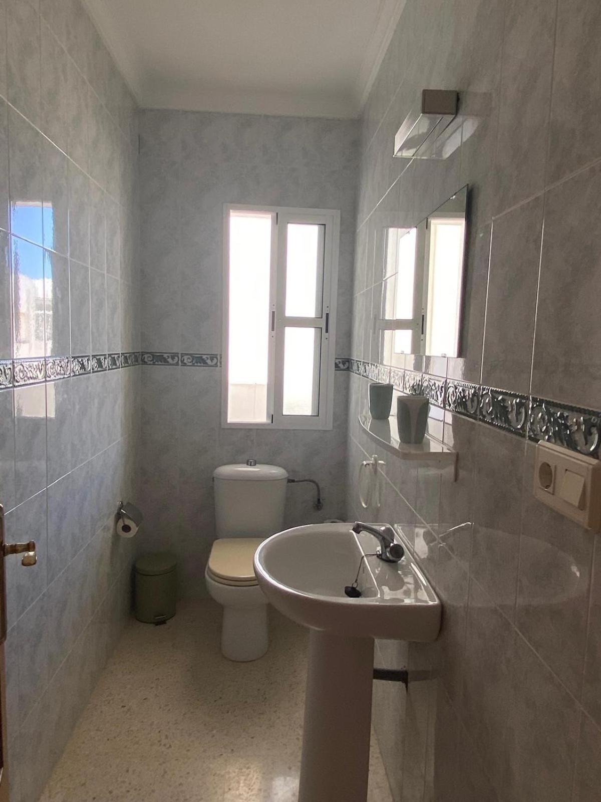 Pisos 2 Apartament *